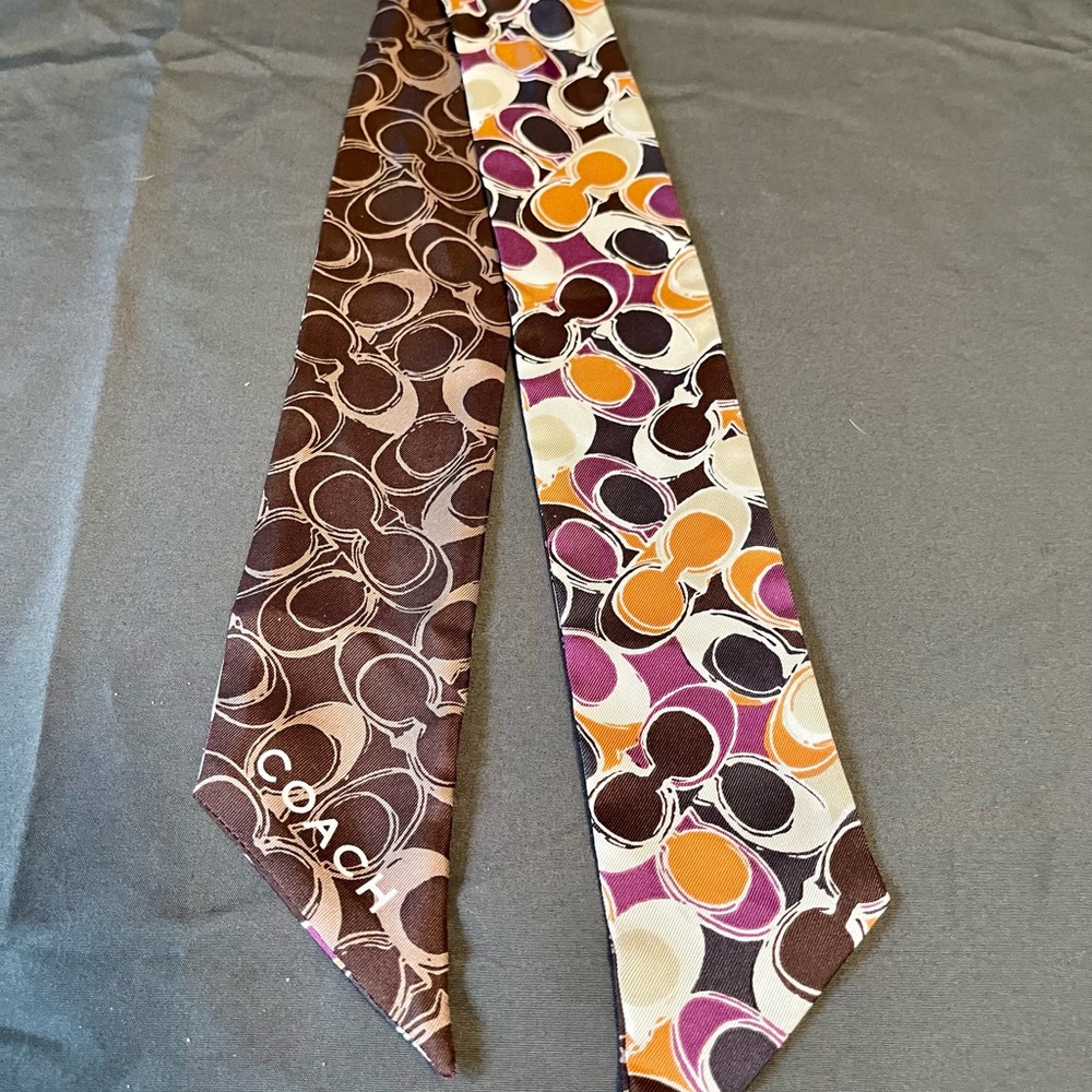 Coach signature logo reversible scarf